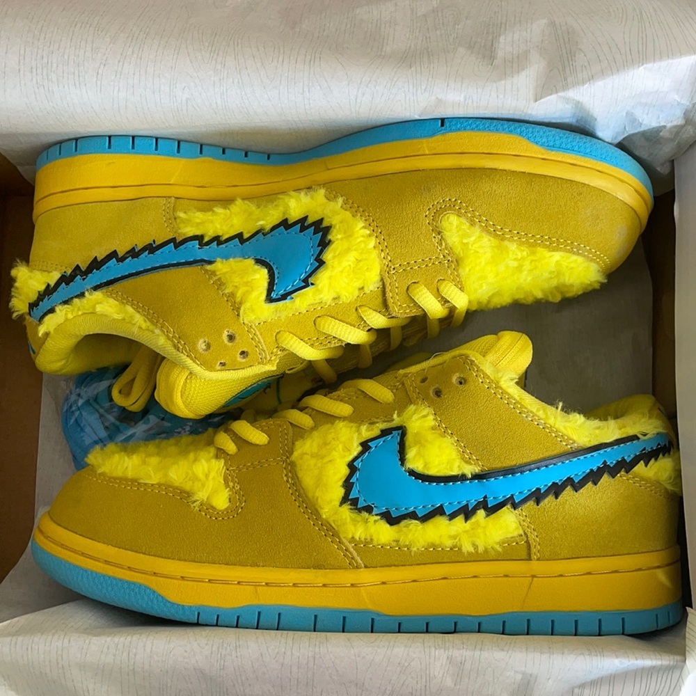 Nike Yellow & Blue Athletic Sneakers
